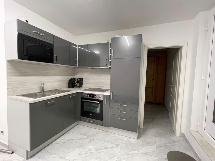 Fully Equipped Apartment 3 Rooms 5 Bed 汉堡 外观 照片